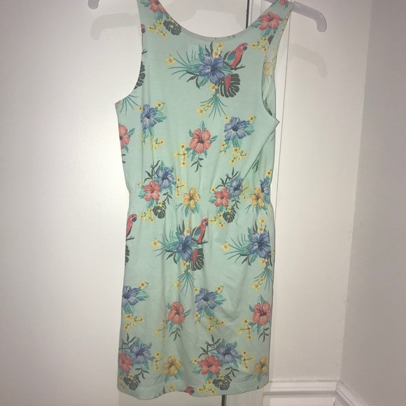 Mint green dress - Picture 2 of 3